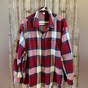 Old Navy WOMENS plaid button down shirt